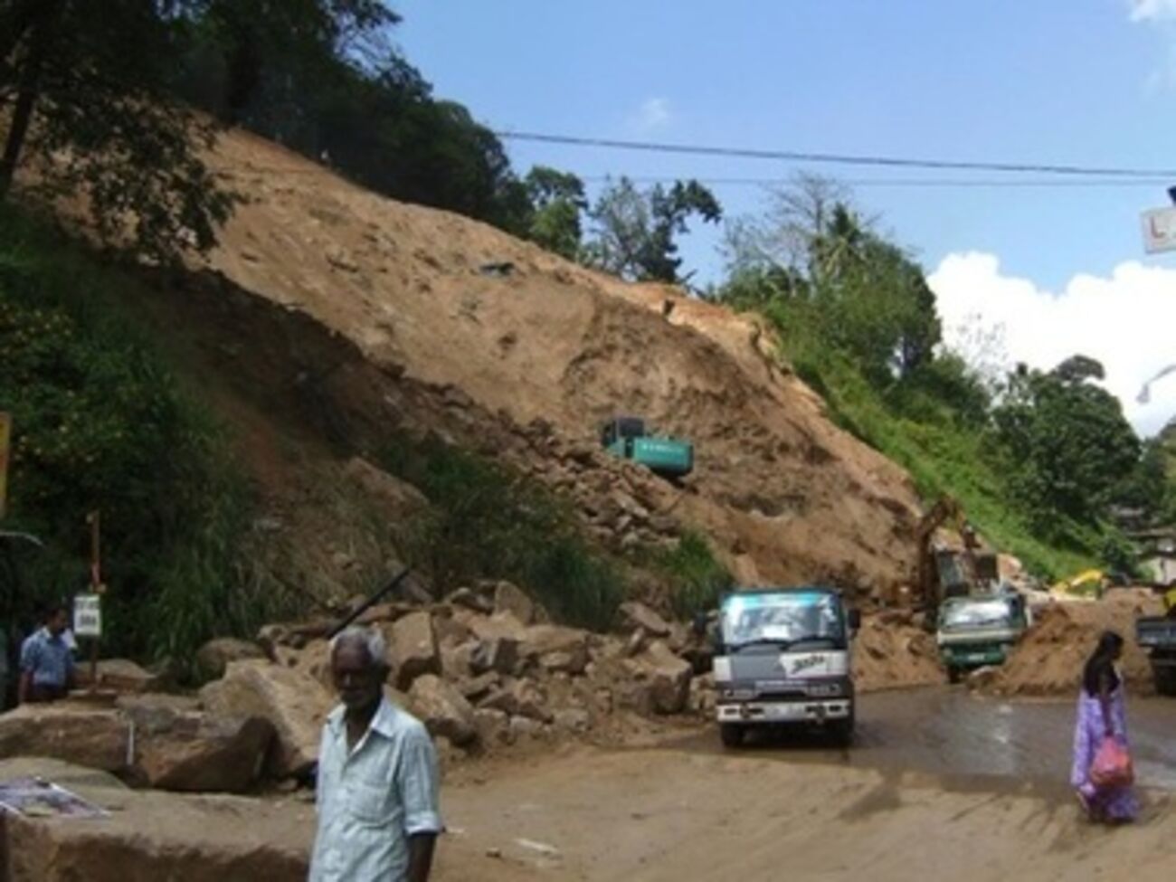 На данный момент найдено шесть тел