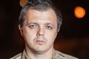 Семенченко заявил об опасной концентрации российских войск в бердянском направлении