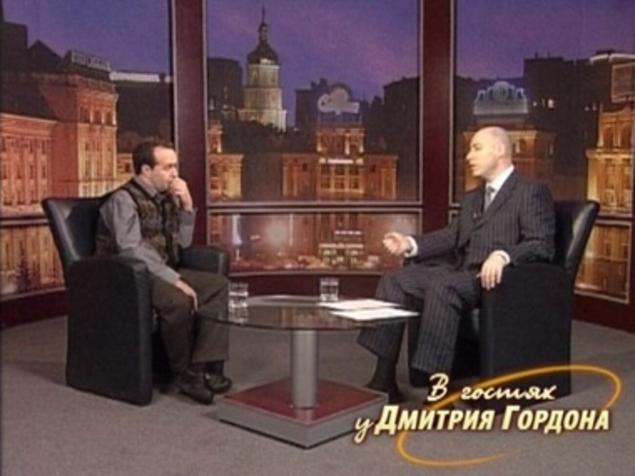 Виктор Шендерович: Не сомневаюсь, что Путин хочет покинуть свой пост, но уйти безнаказанно он вряд ли сможет