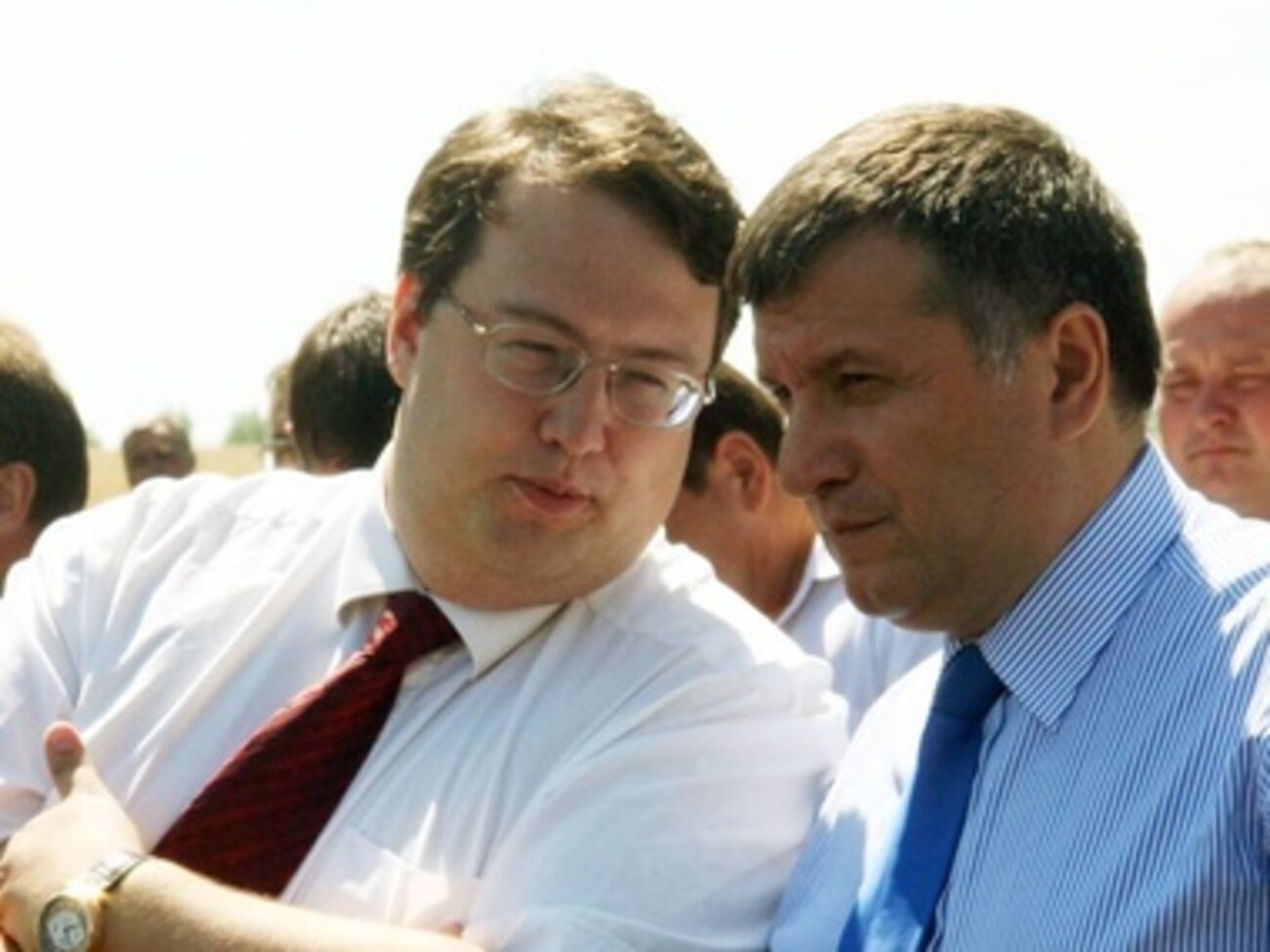 Советник Авакова: Адский котел негодяев, который создал и вооружил Путин на Донбассе, требует выхода дальнейших эмоций