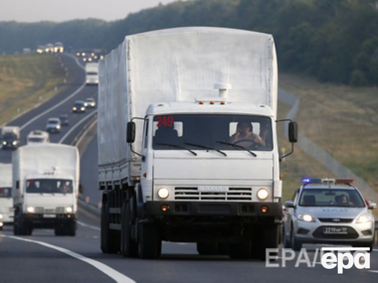 С августа по ноябрь Россия отправила на Донбасс шесть "гумконвоем", все они не были согласованы с Украиной
