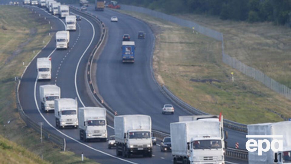 Гумконвои – это один из способов помощи боевикам, заявили в МИД