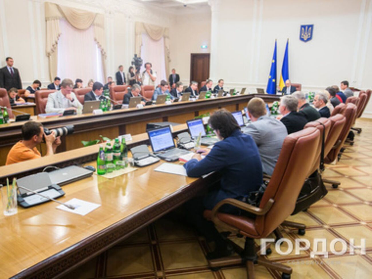 Яценюк проведет заседание правительства