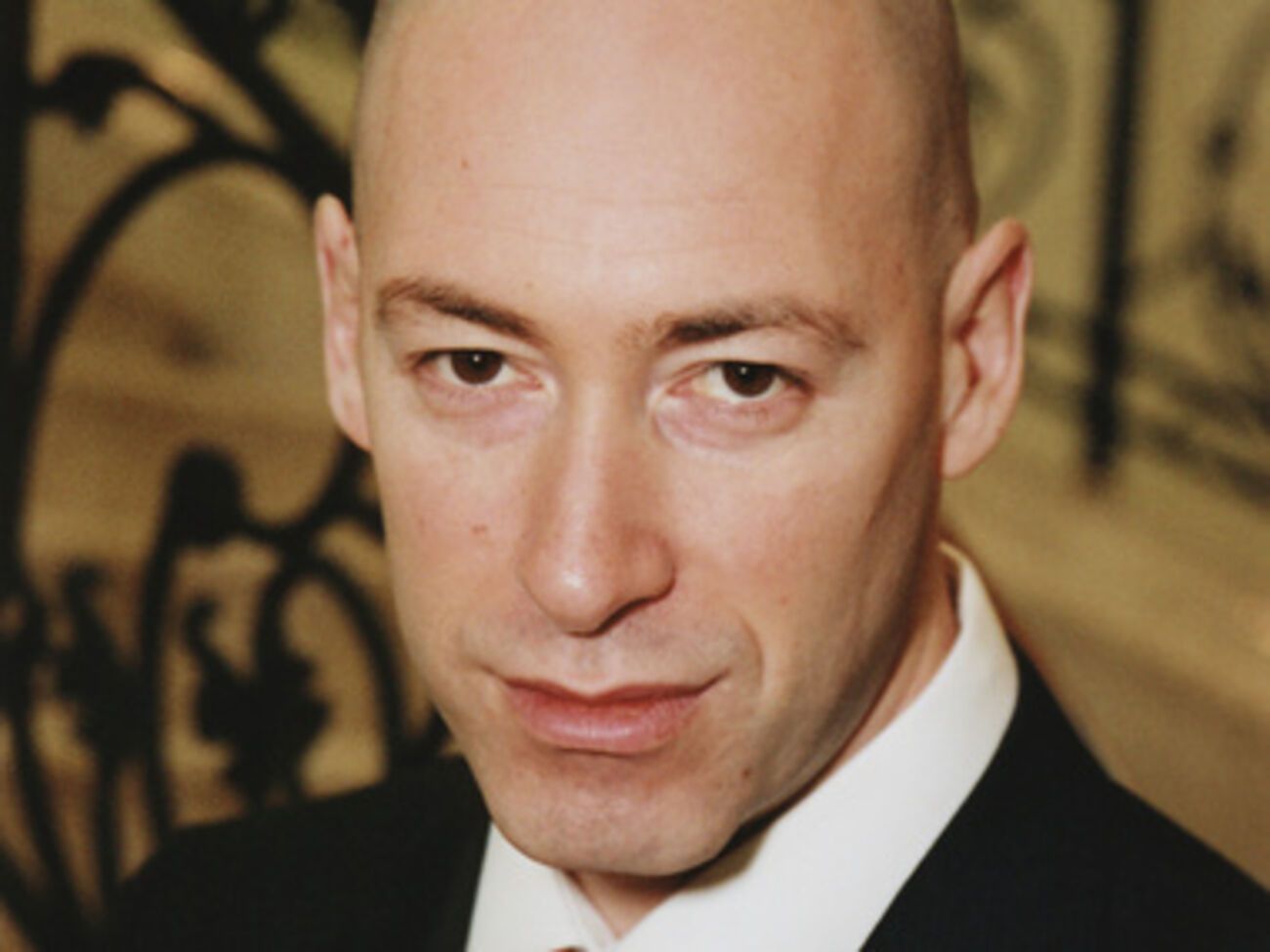 Дмитрий Гордон: Чтобы исключить рейдерский захват "Жовтеня", необходимо присвоить зданию кинотеатра статус памятника архитектуры местного значения