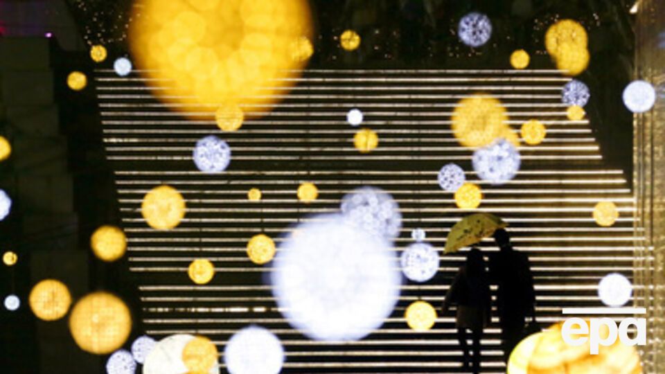 Кабмин утвердил официальные новогодние каникулы