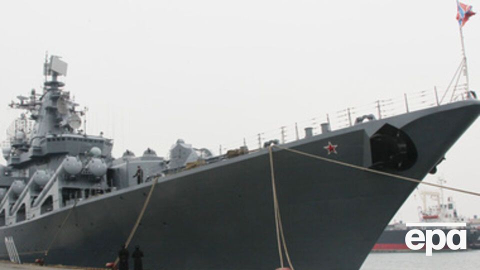 Российские корабли пока не заходят в территориальные воды Австралии