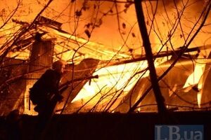 Пожар на Шулявке в Киеве. Фоторепортаж