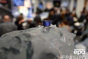 Макет модуля на поверхности кометы 67Р