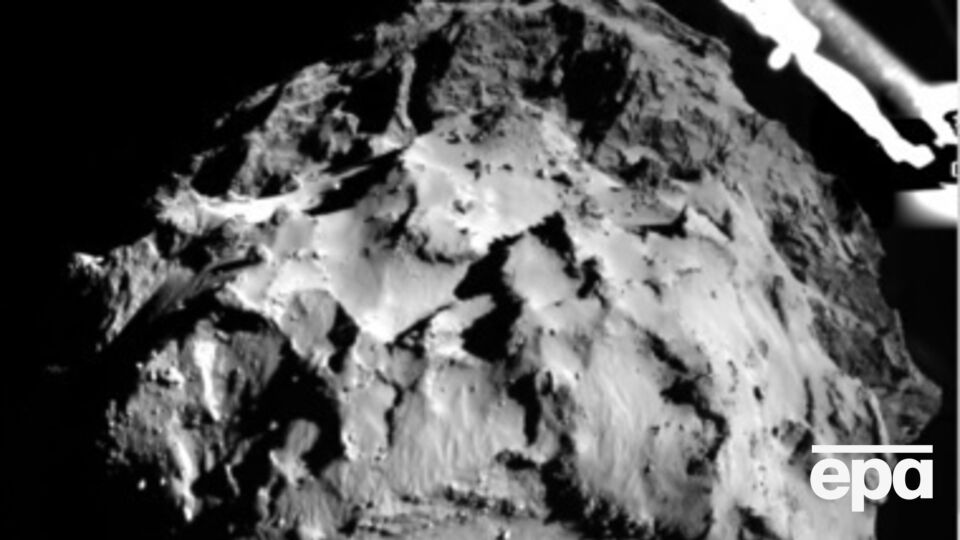 Модуль закрепился на поверхности кометы