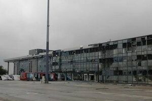 Пророссийским боевикам не удалось захватить здание аэропорта, несмотря на предательство сотрудника СБУ
