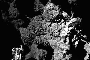 Первый снимок модуля с кометы