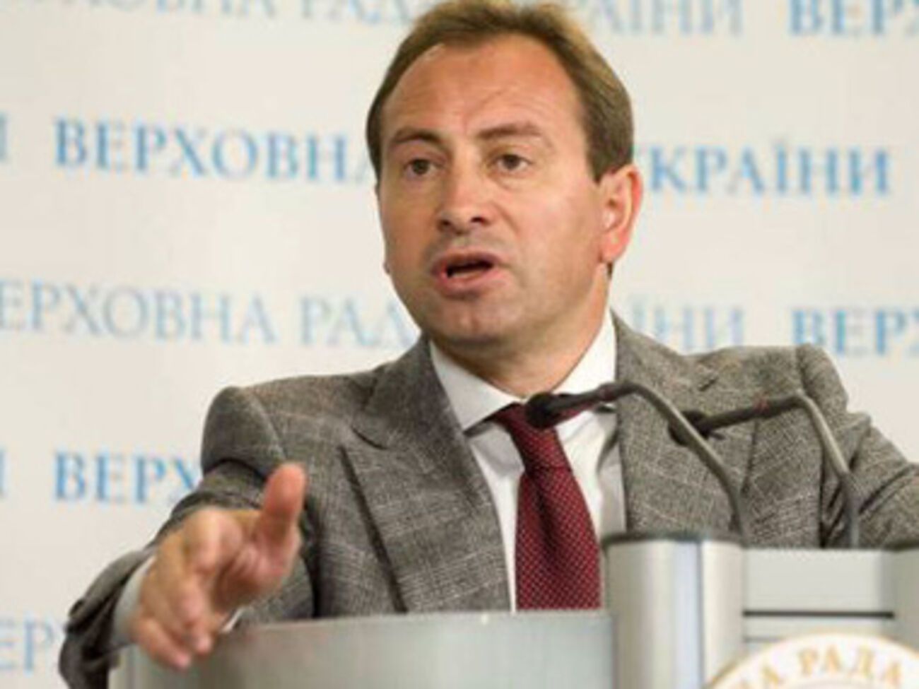 Томенко усмотрел в создании общественного телевидения "скрытую приватизацию"