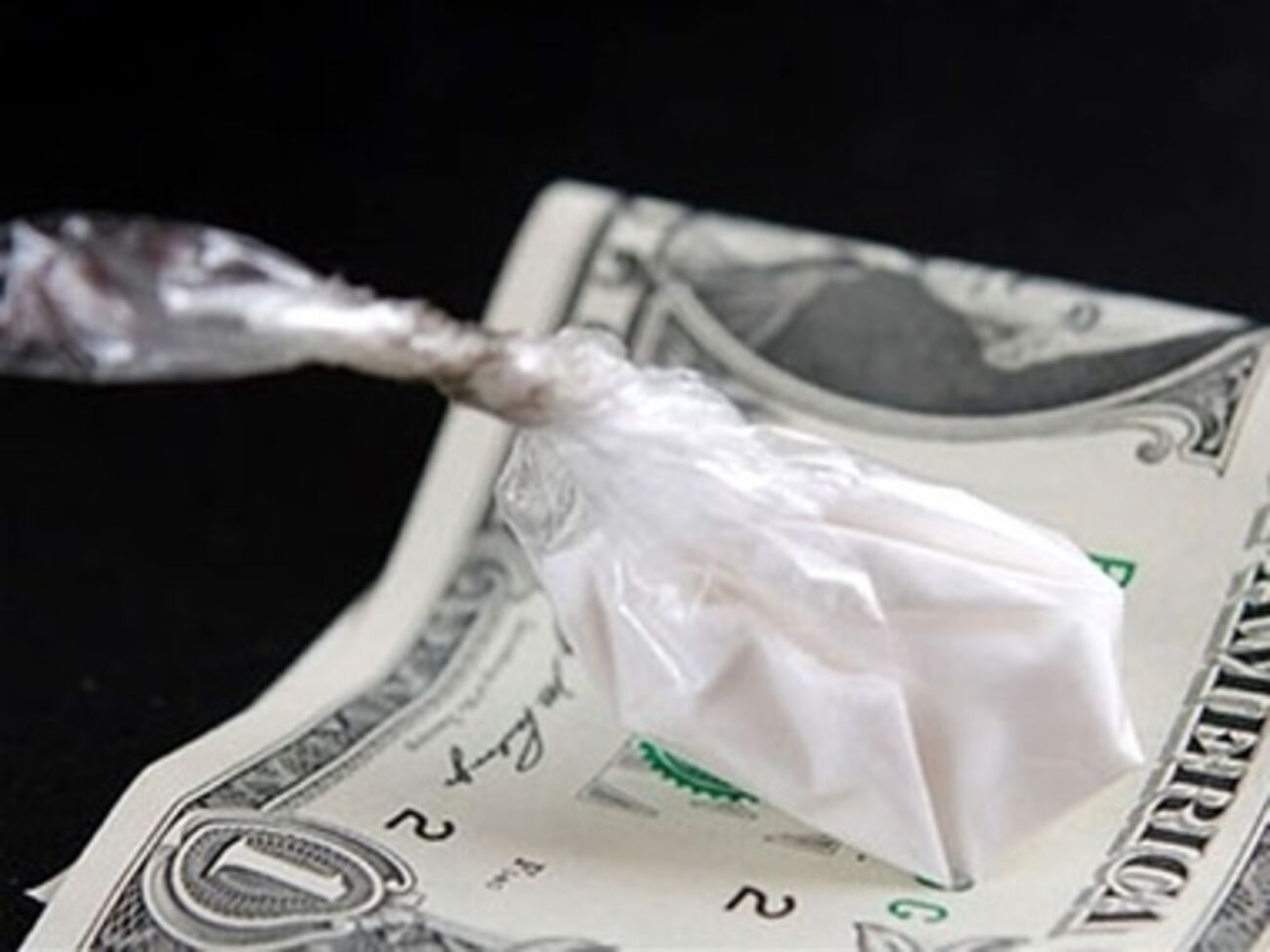 В НБУ решили запретить банкирам наркотики