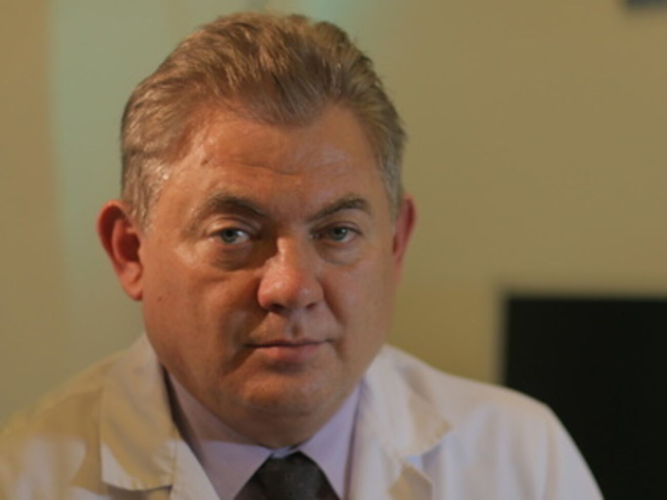 Лазоришинец заявил, что правительство не должно финансировать гемодиализ