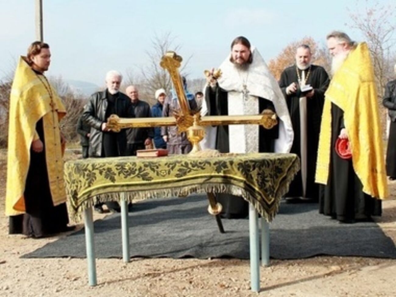 В Севастополе молятся о воде