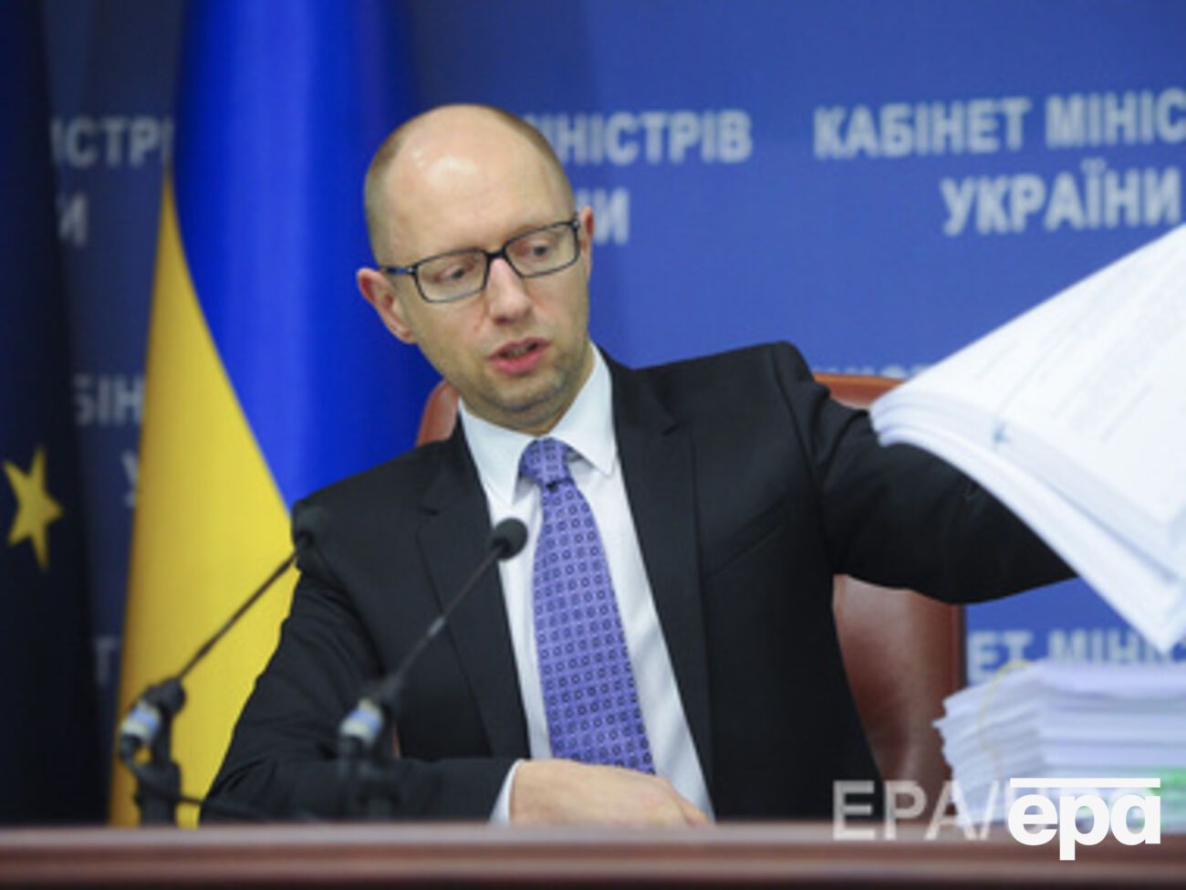 Яценюк заявил, что Турчинов --- самый профессиональный спикер