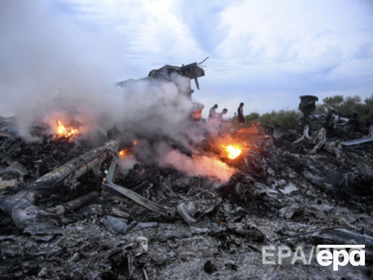 Boeing 777 авиакомпании Malaysia Airlines был сбит над Донецкой областью, территорией, контролируемой боевиками, 17 июля 2014 года