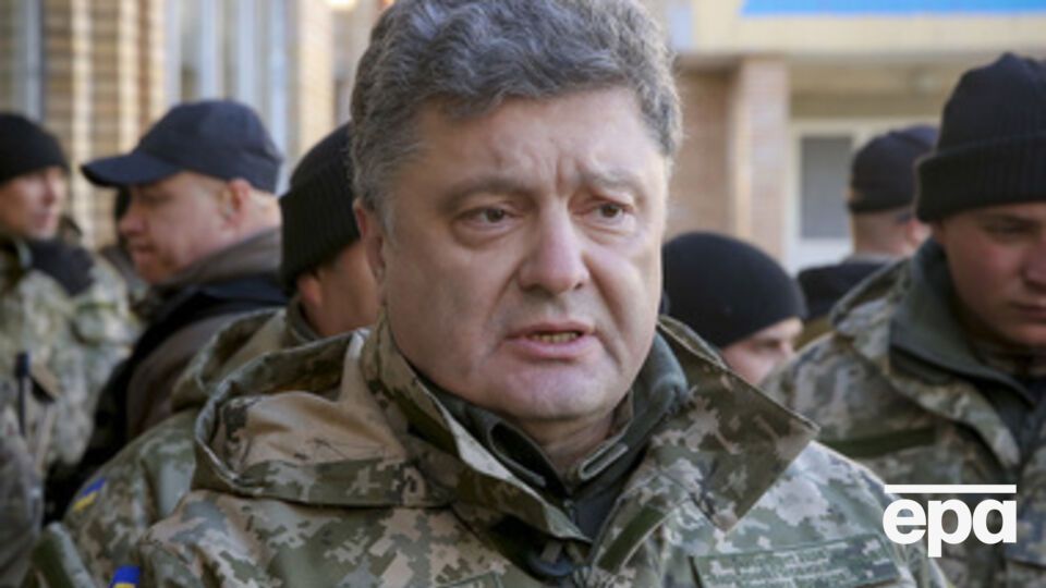 Контроль за выполнением решения указом Порошенко возложен на секретаря СНБО и вступает в силу со дня его опубликования, то есть 15 ноября