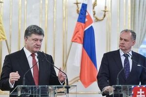 Петр Порошенко и президент Словакии Андрей Киска на совместной пресс-конференции