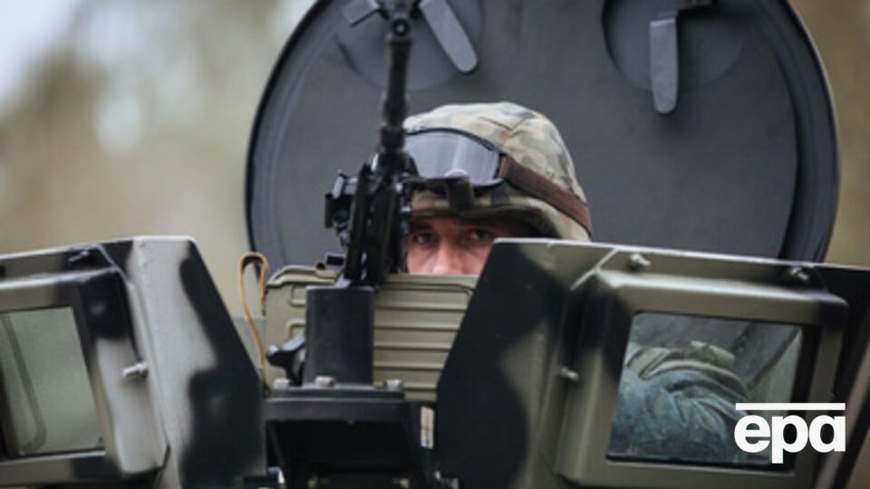 Россия продолжает стягивать силы в Донецкую область