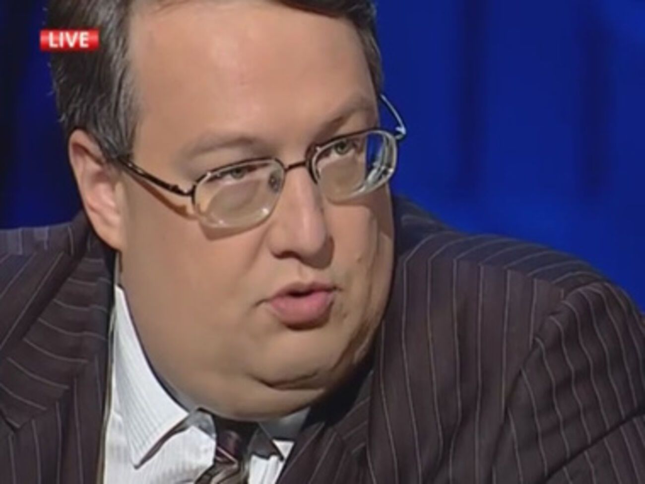 Геращенко заявил, что боевики собираются сами печатать деньги