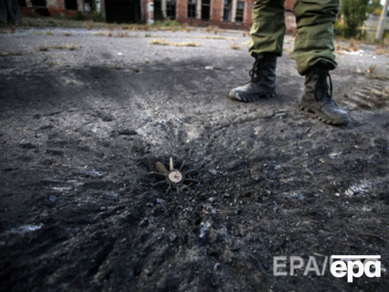 В СНБО просят сообщать о подозрительных предметах военным