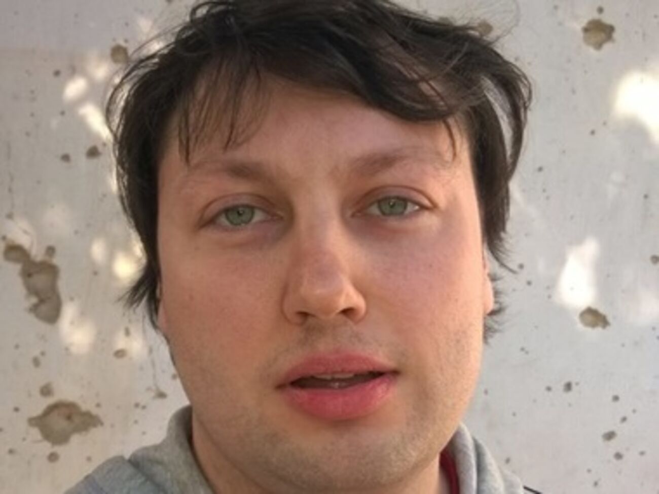 Менендес: Экономическая блокада отторгает даже людей, настроенных лояльно по отношению к Украине