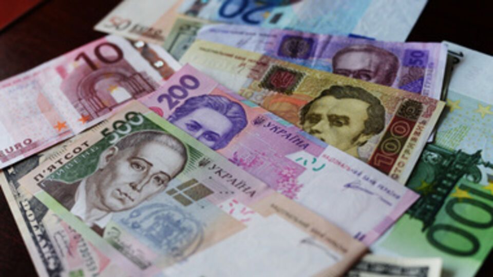 Гривна продолжает усиляться