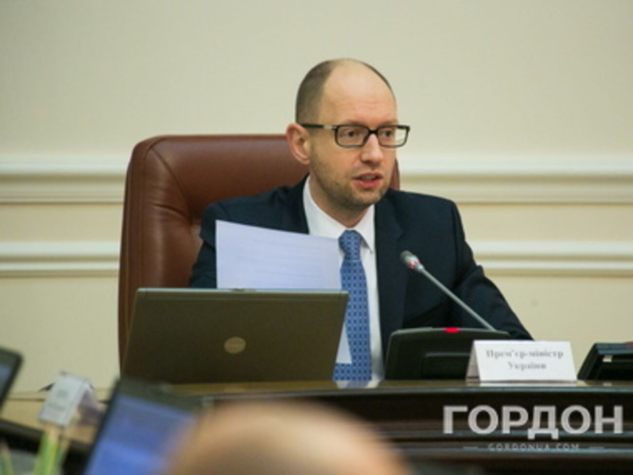 Яценюк настаивает на скорейшем утверждении бюджета