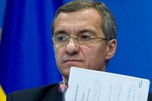 Шлапак считает, что МВФ предоставит Украине очередной транш в 2015 году