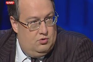Геращенко заявил, что Турчинов выдвинут "Народным фронтом" на пост спикера ВР