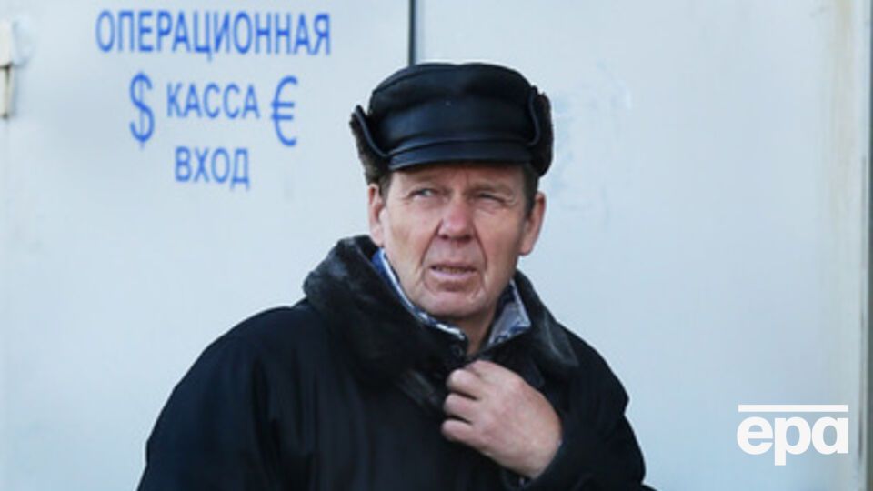 Россиянам не стоить во всем винить санкции, считают эксперты