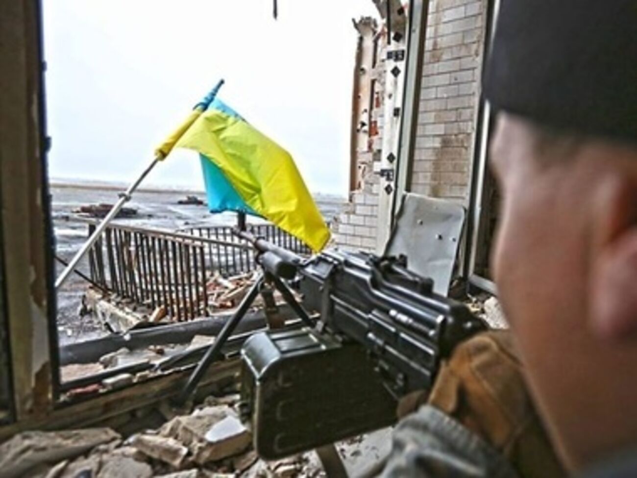 Боевики занимали второй этаж здания, а теперь весь терминал контролируют силы АТО