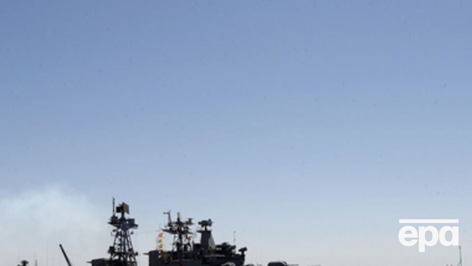 Российские корабли отошли от территориальных вод Австралии