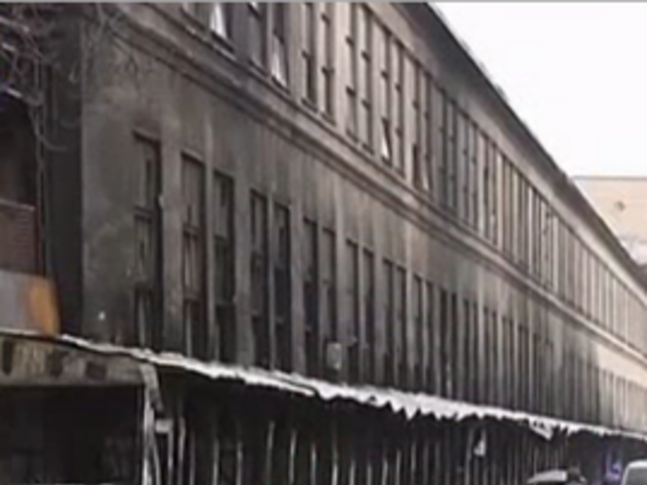 Над выяснением причины возгорания работают эксперты