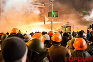 Год назад в Украине начался Евромайдан. Фоторепортаж