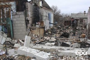 Из-за боевых действий в Донецке регулярно разрушаются дома