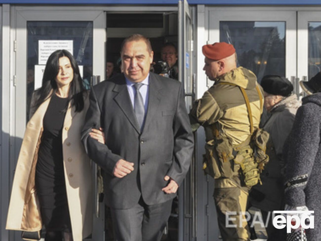 Главу "ЛНР" Плотницкого казаки обвинили в краже российских денег