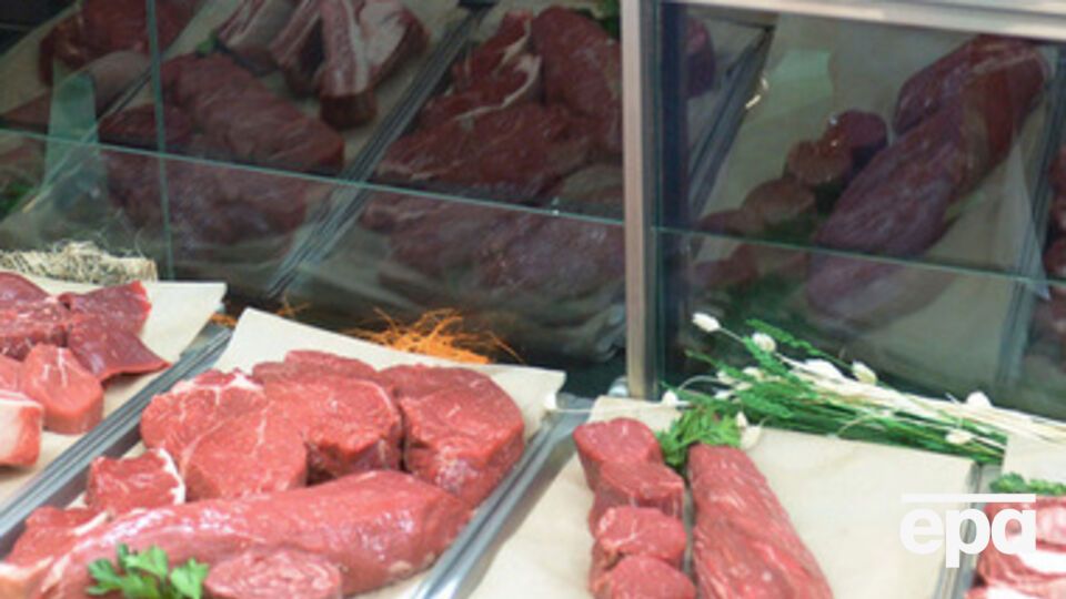 В Крым не пустили мясо с материковой Украины