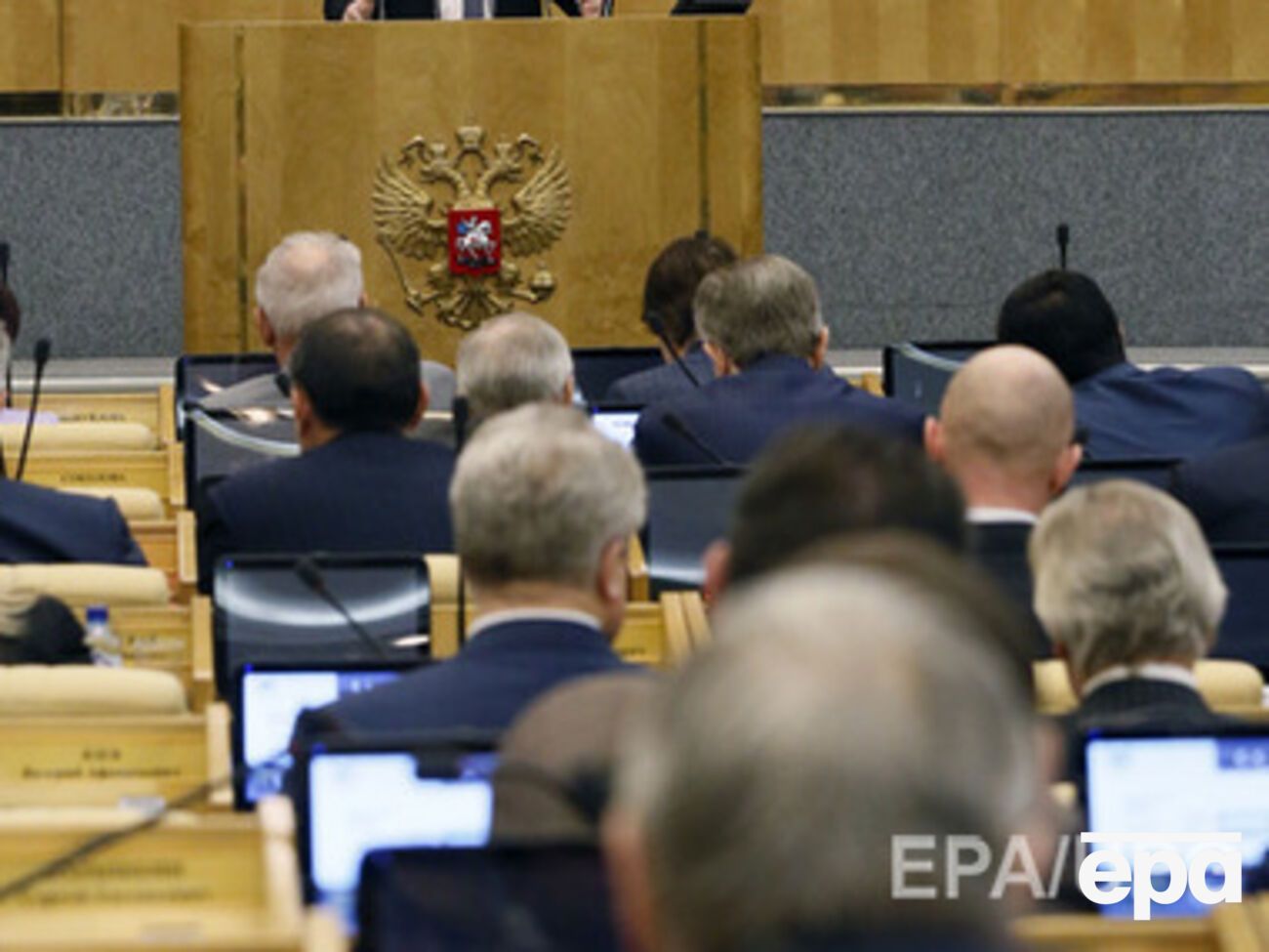 В Госдуме РФ рассчитывают что нефть в 2015 году будет стоить $100