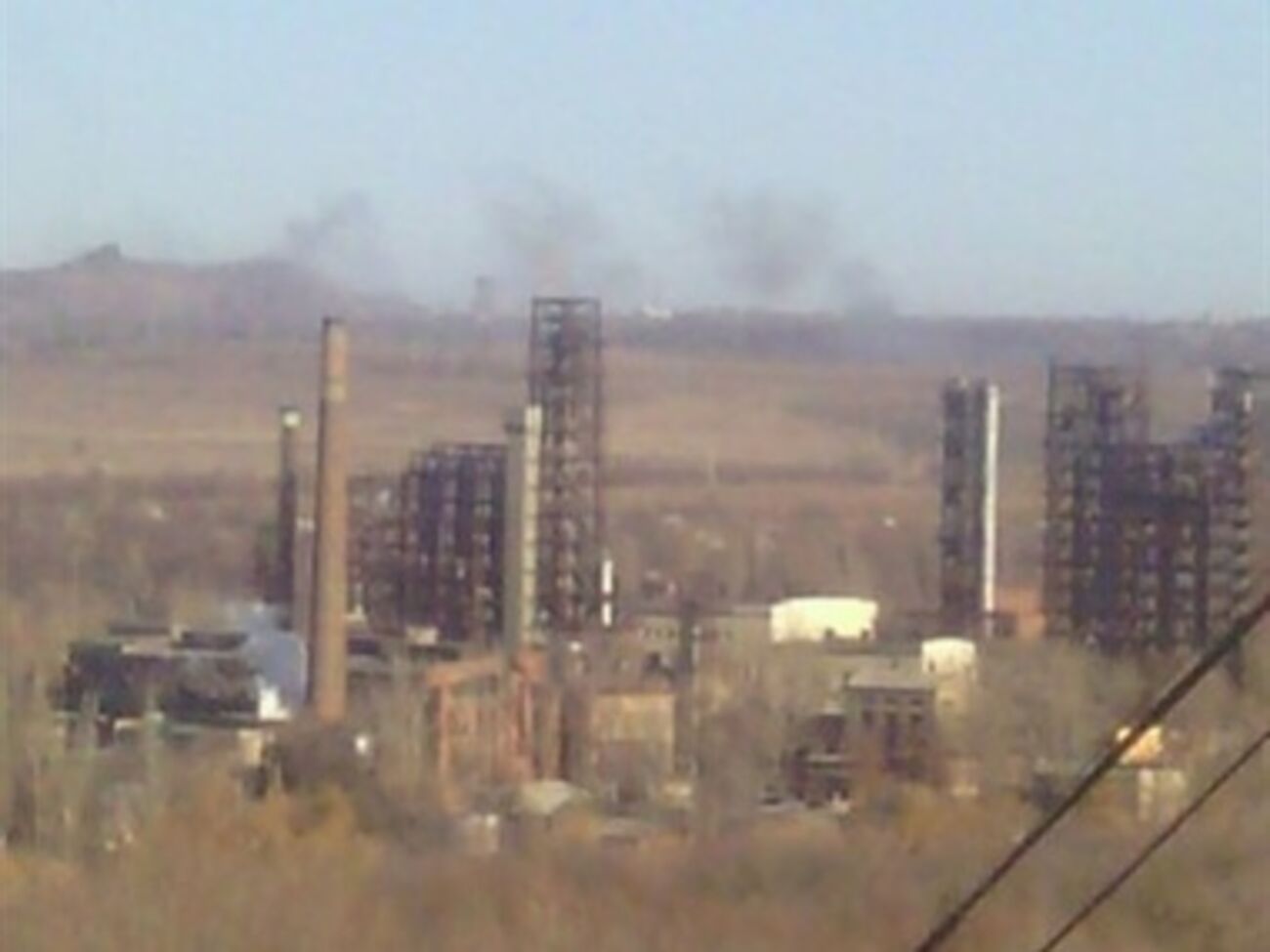 С территории Горловки артиллерия и системы залпового огня "Град" ударили по соседнему Дзержинску