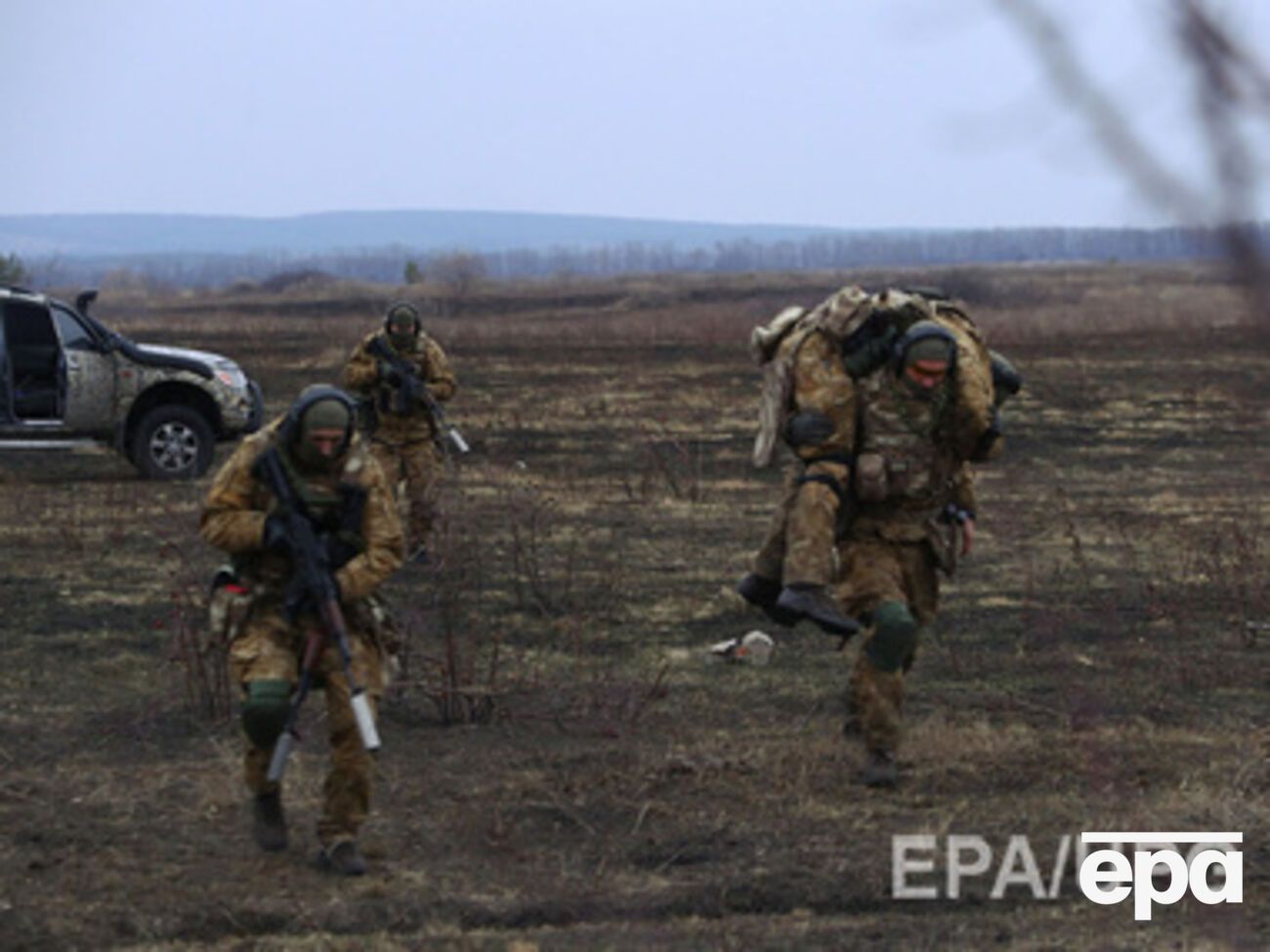 Боевики продолжают вести огонь по позициям сил АТО, прикрываясь мирными жителями