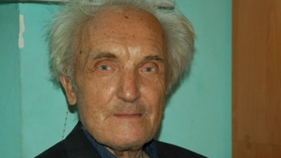 История 78-летего учителя из Горловки Анатолия Шевченко, о котором первым рассказал "ГОРДОН", вызвала огромный резонанс