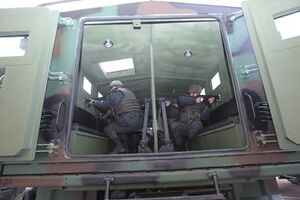 Бронеавтомобиль Raptor можно использовать как стационарный блокпост