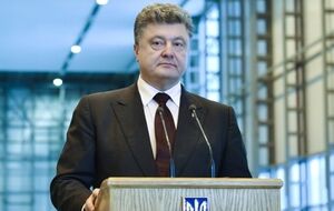 Порошенко уволил двух будущих нардепов