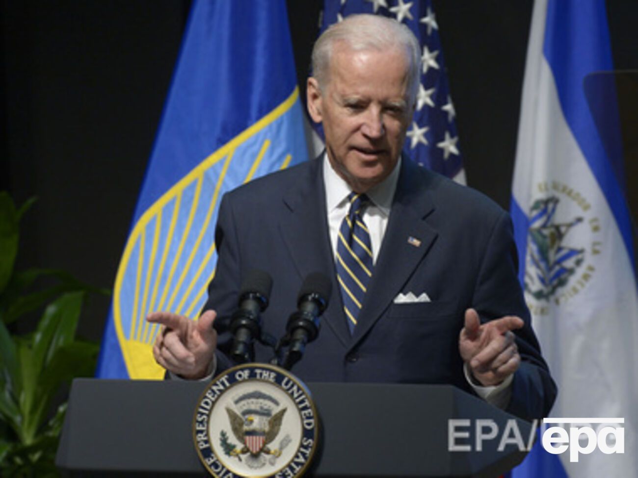Байден призвал европейские страны продолжить работу по диверсификации поставок энергоносителей