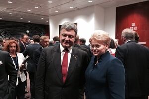 Грибаускайте и Порошенко обсудят осуществление положений ассоциативного соглашения Украины с ЕС