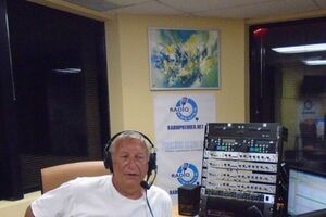 Константин Боровой: "В прямом вооруженном столкновении украинская армия вполне способна противостоять российской армии и не допустить того, что произошло в Крыму"