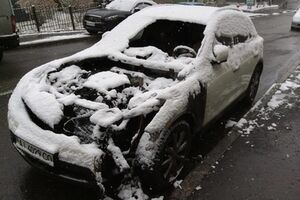 Машину Оксаны Зиновьевой подожгли умышленно