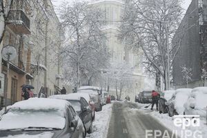 Столицу засыпало снегом